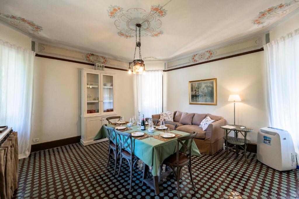 Część wypoczynkowa w obiekcie Love Italy Homes - Villa Edith