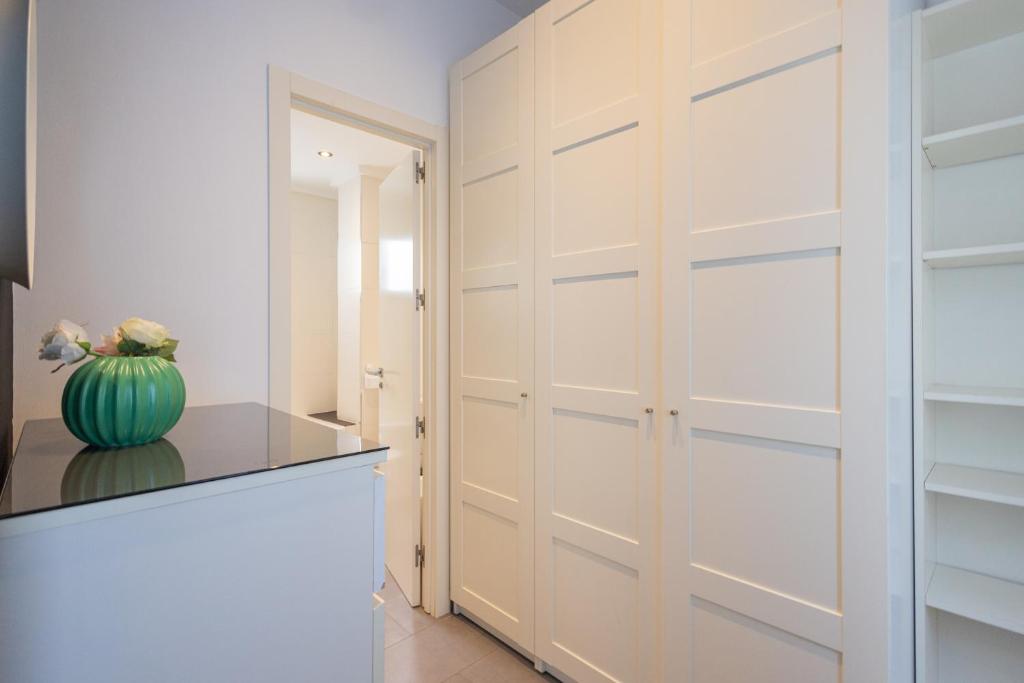 Fotografia z galérie ubytovania FLORIT FLATS - Stylish 2 Bedroom AC Wifi Terrace Attic in Valencia Center v destinácii Valencia