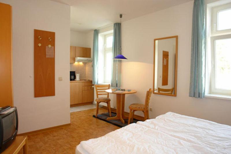 Postel nebo postele na pokoji v ubytování Villa Hans by Rujana