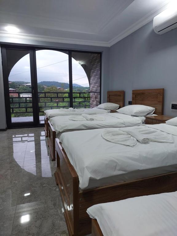 Apartment BESO - Apartment With View And Balcony