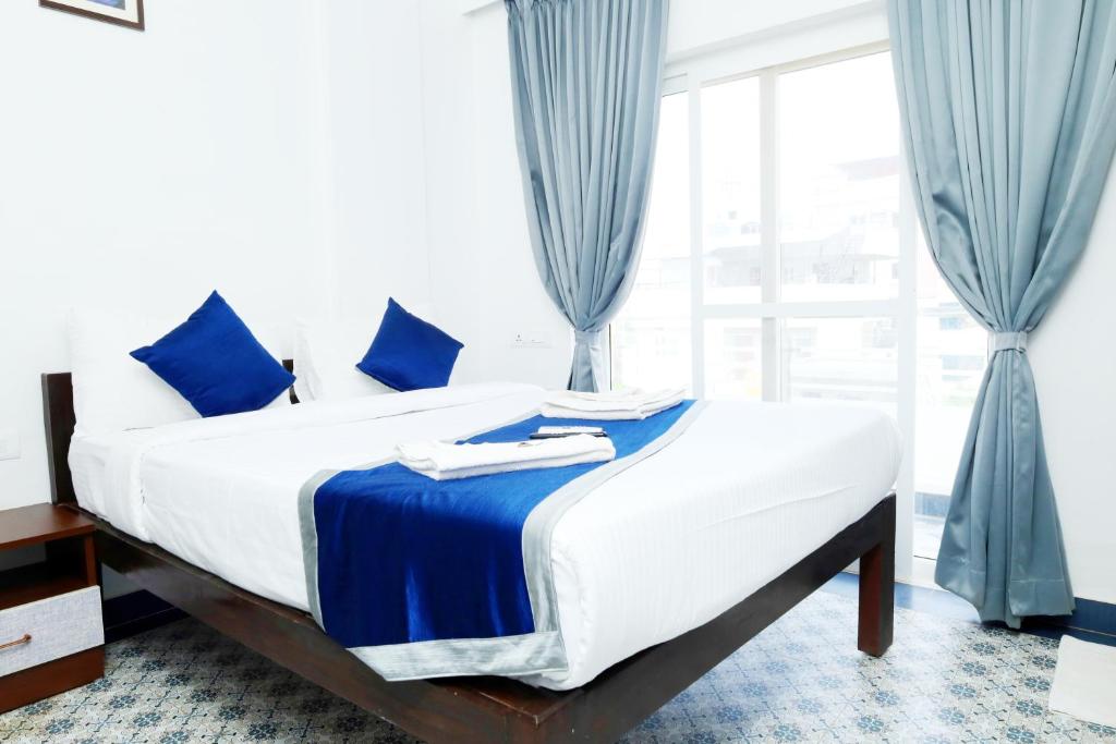 Felix Inn - Manyata Tech Park - Habitación Queen Con Balcón