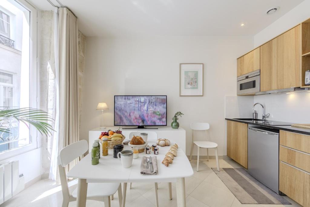 Jardin Saint Honoré Apartments - 1