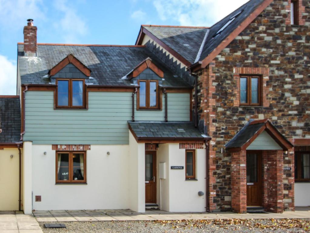 Budova, kde se prázdninový dům nachází