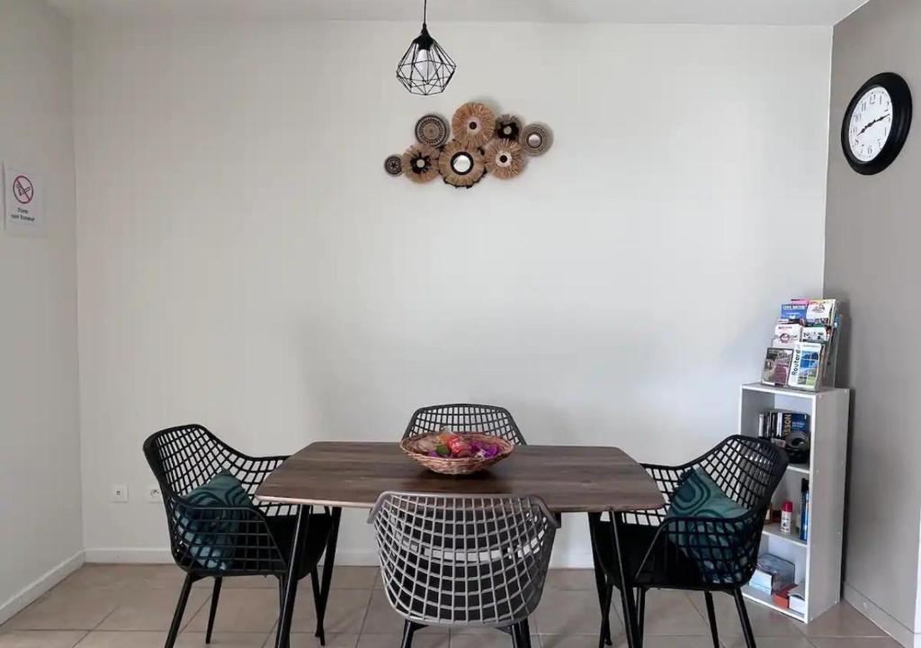 Fotografie z fotogalerie ubytování Les Tourterelles - Appartement vue mer & jacuzzi v destinaci Le Lorrain