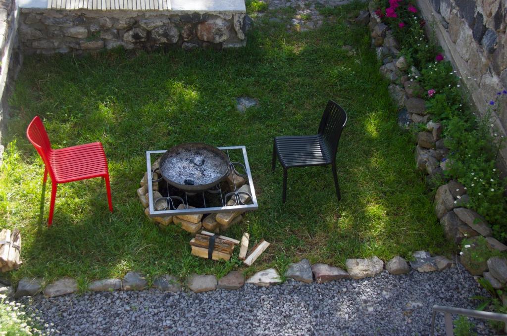 Zove Rural Cottage with garden views - One-Bedroom Apartment