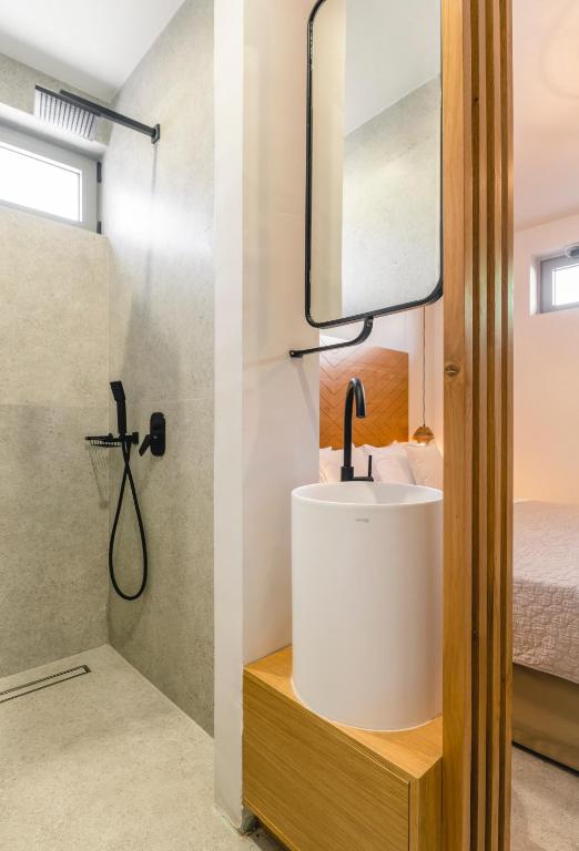 Allure Wellness Retreat - 11