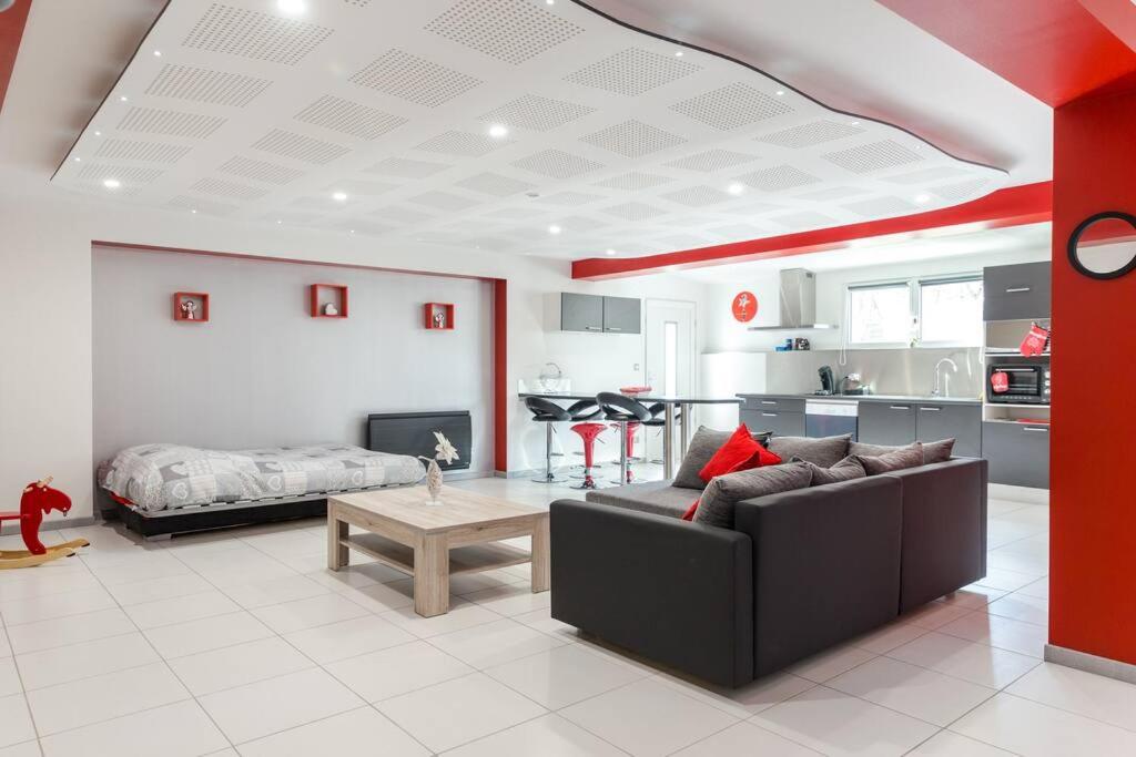 Kuchyň nebo kuchyňský kout v ubytování Spacieux appartement dans le vignoble