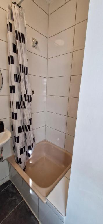 Central Apartment Krefeld - Комфорт тройной номер