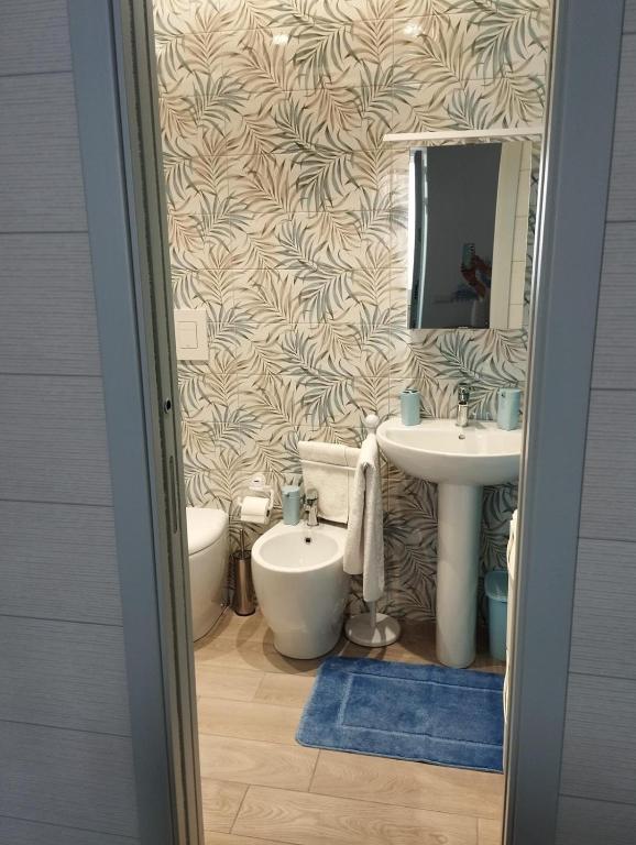 Bagno di Al GeChiGiù
