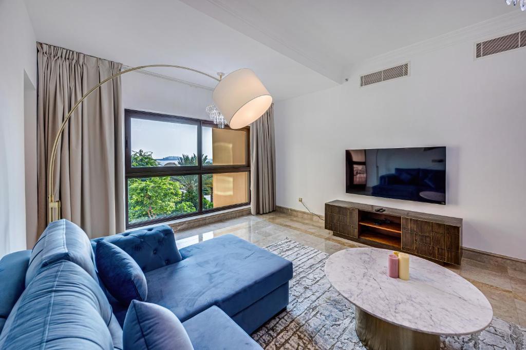 Harmony Vacation Homes - South Residence - Two-Bedroom Apartment With Balcony And Sea View