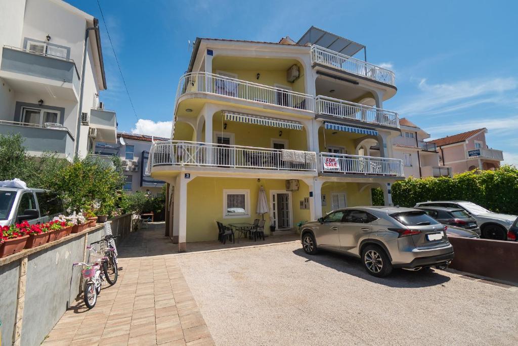 Apartments Lemon