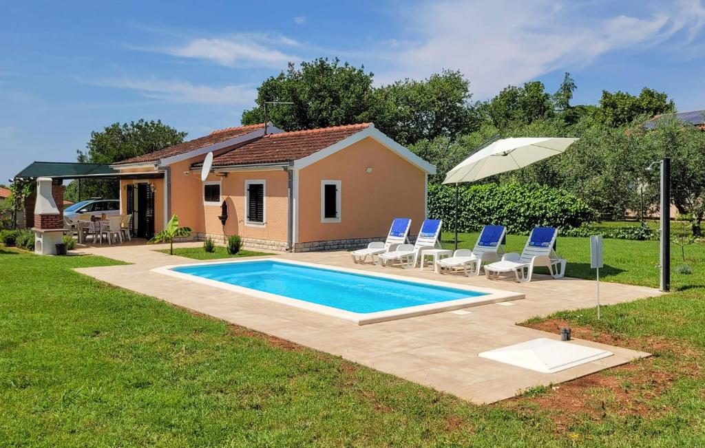 Lovely Home In Medulin