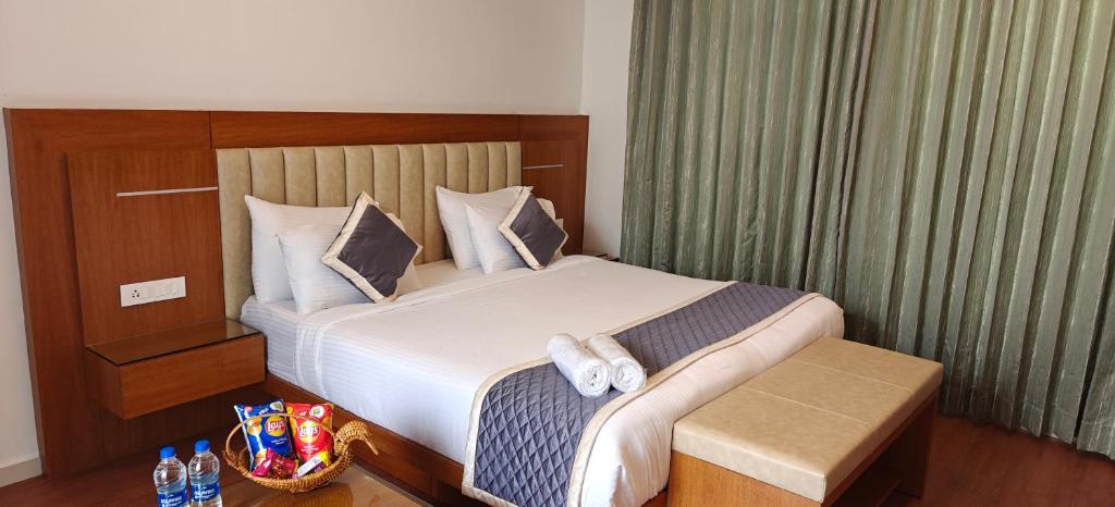 Postel nebo postele na pokoji v ubytování S R Luxury Stays