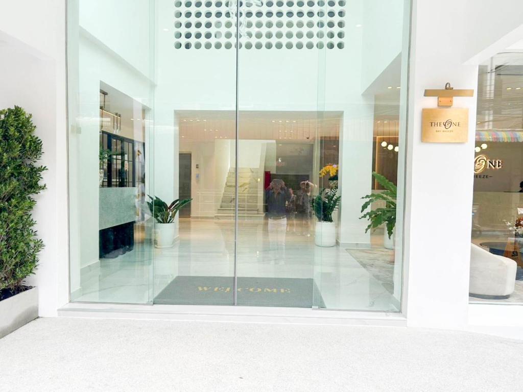 The One Bay Breeze - Resim 10