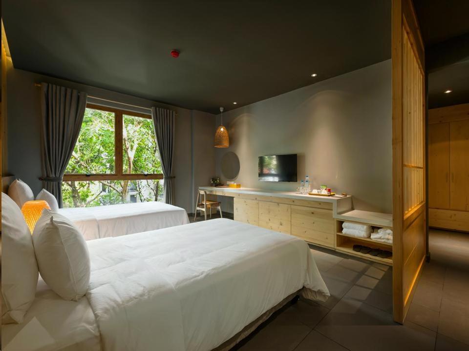 Deluxe Twin Room - Daily Reflexology Treatment and Onsen