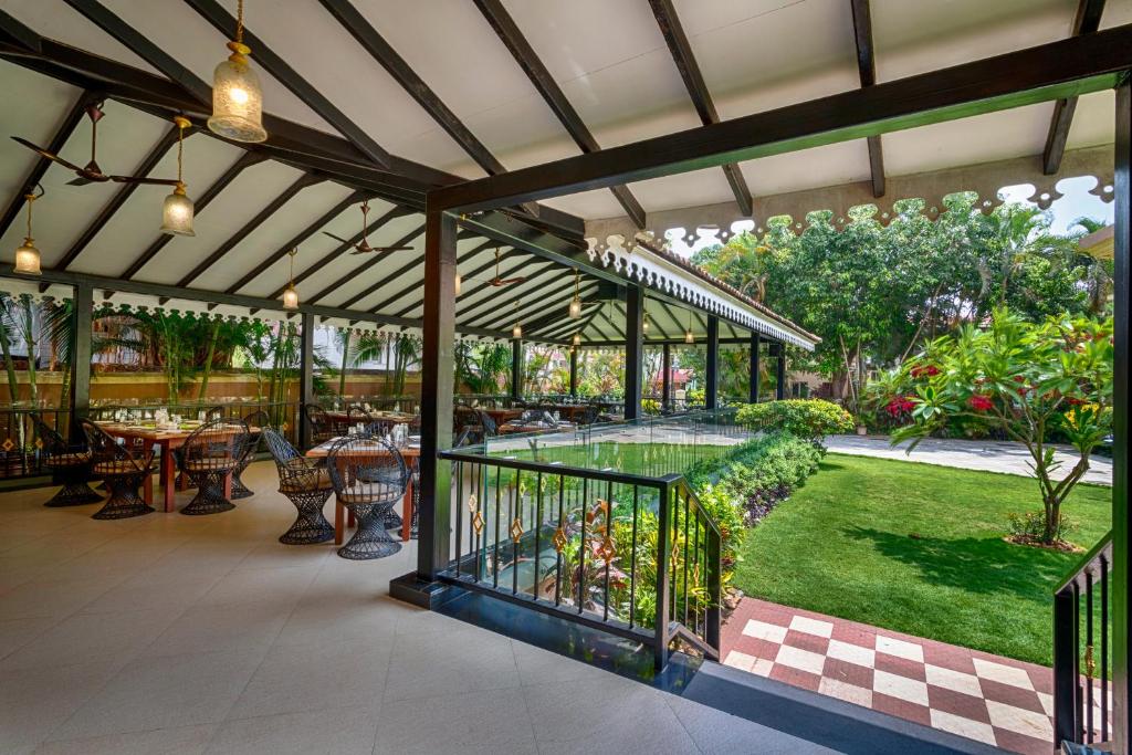 Zahrada ubytování De Mandarin Beach Resort Suites & Villas, Candolim