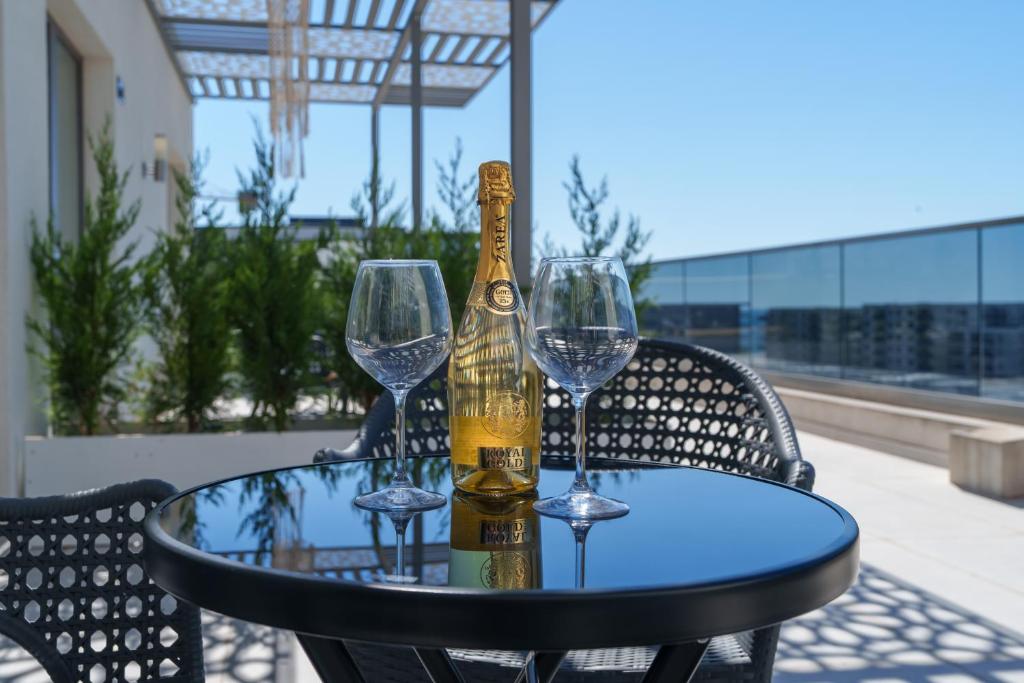 Nápoje v ubytování HOTEL KALYA