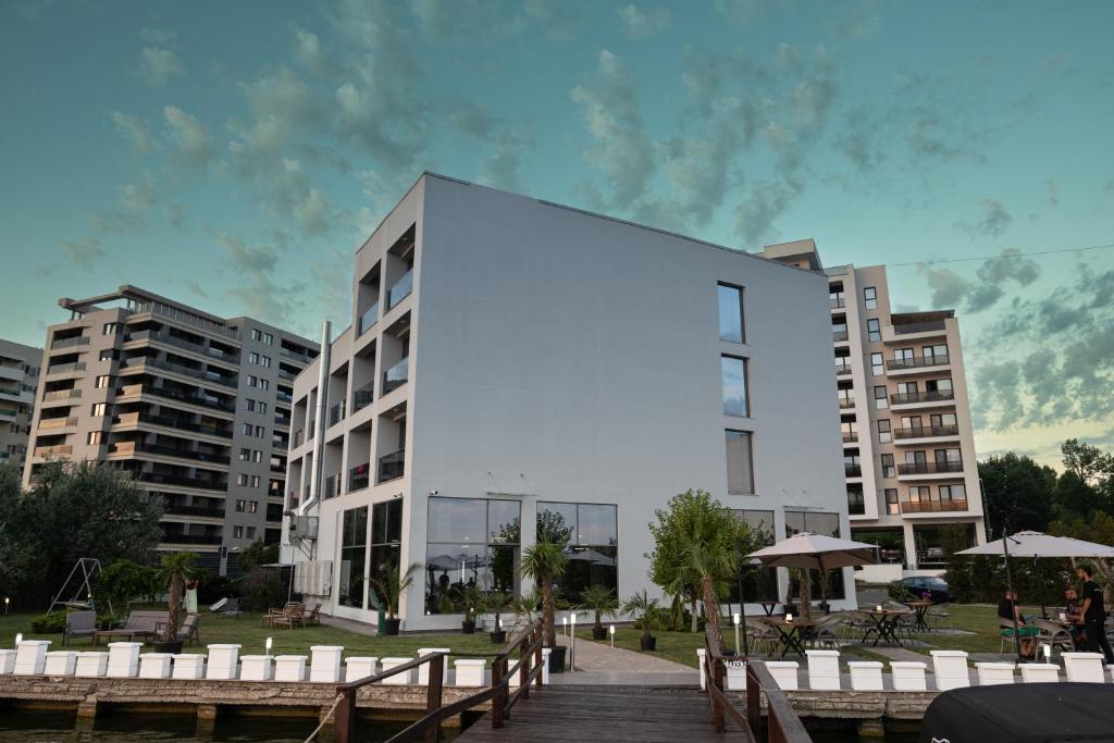 OBA LUXURY BOUTIQUE - Resim 12