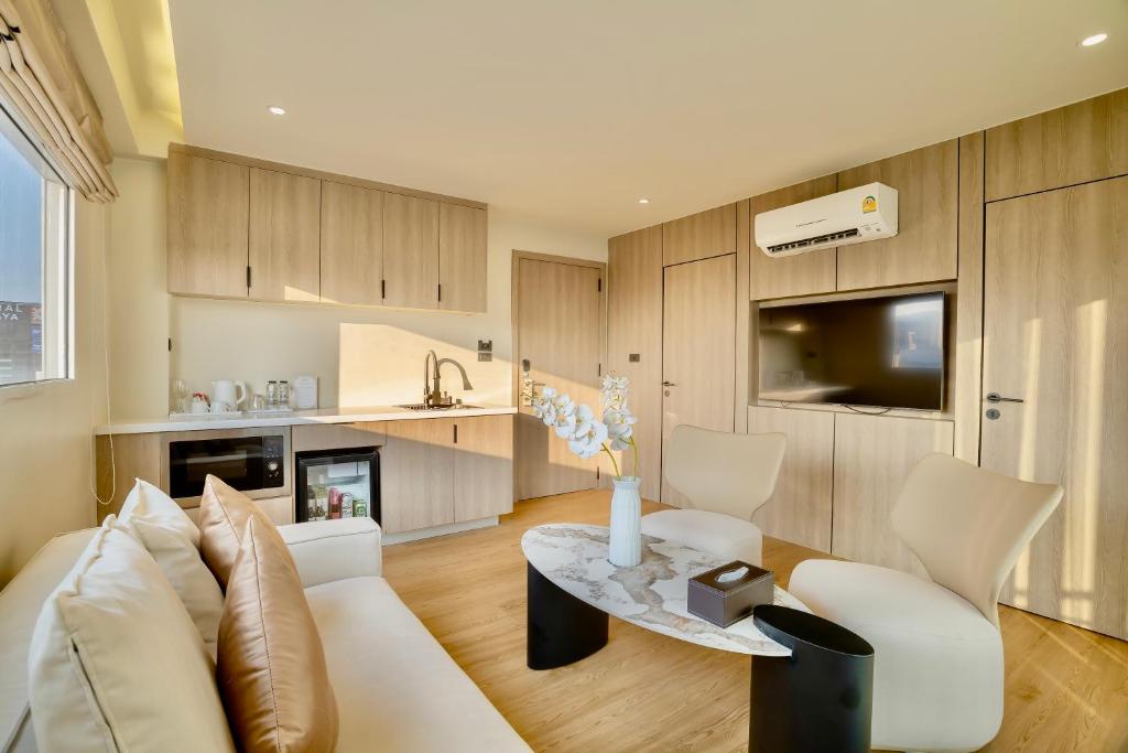 The One Bay Breeze - Resim 44