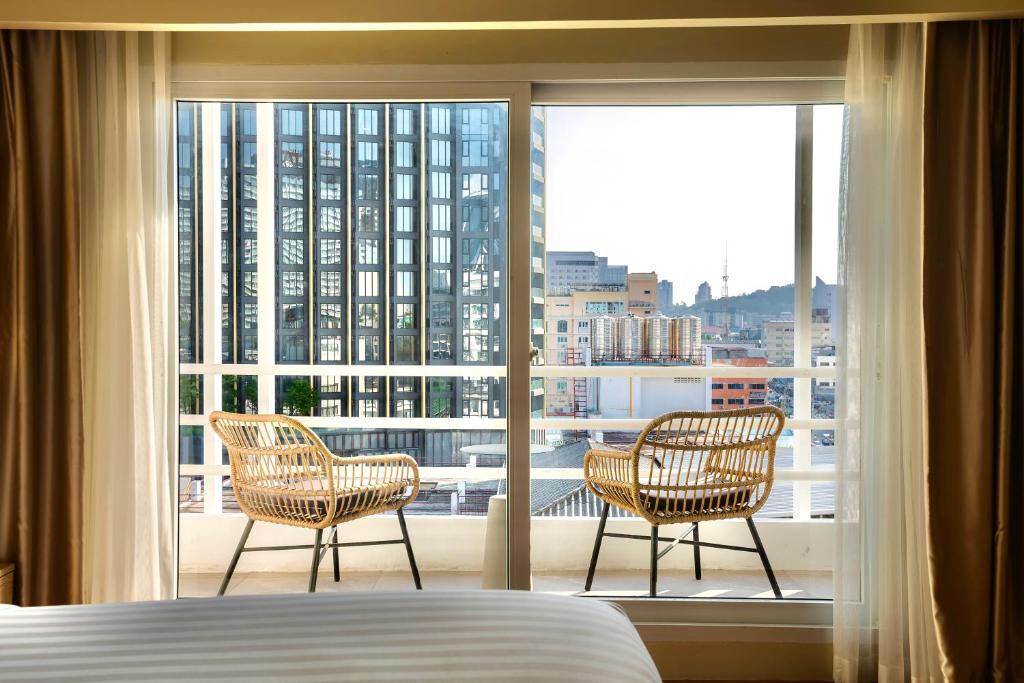 The One Bay Breeze - Resim 2