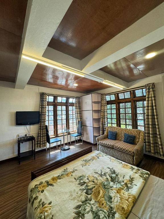 BelleVue Home Stay - Deluxe Queen Room