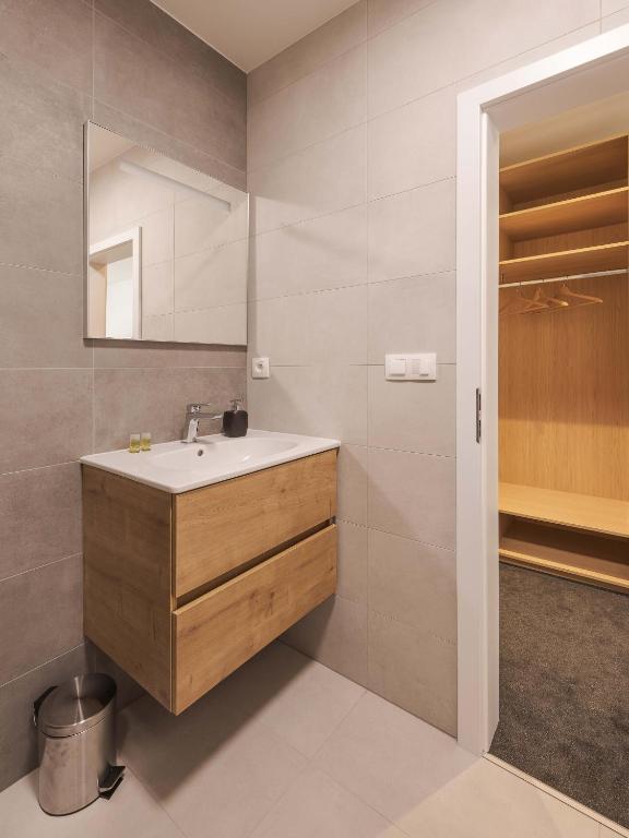 Hotel Taxis Bratislava - New rooms - Resim 4