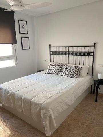 Fotografia z galérie ubytovania Céntrico apartamento con todo a estrenar en la playa v destinácii Santa Pola