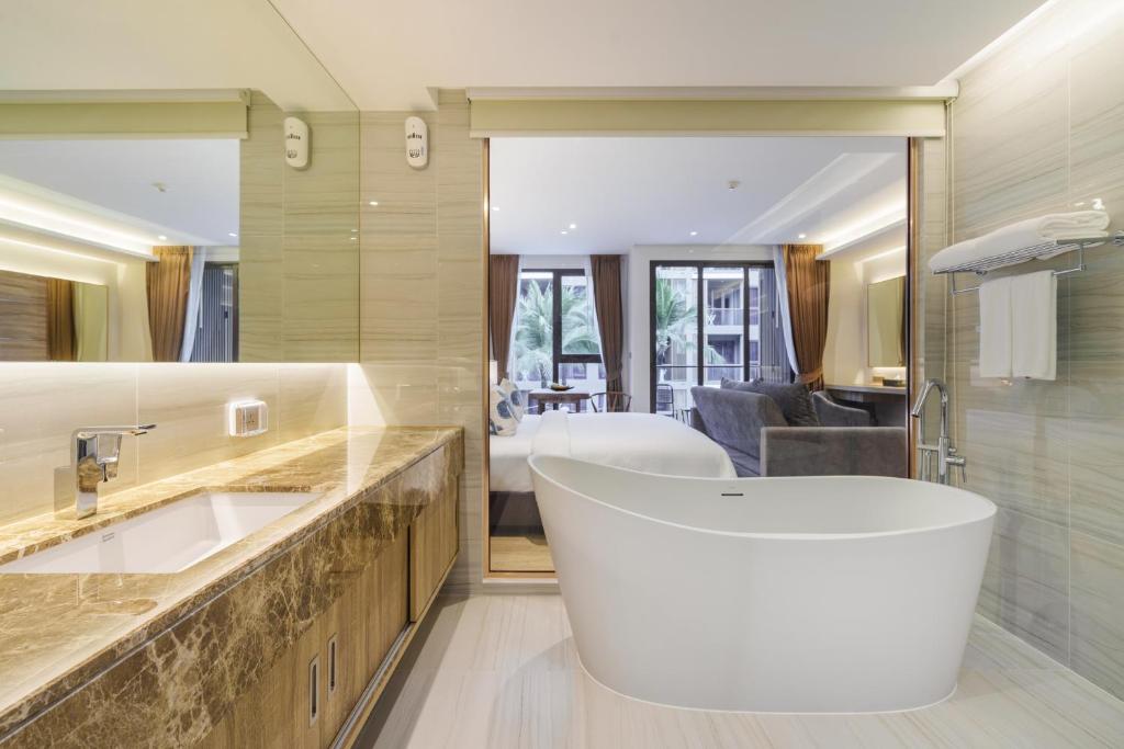 The Marin Phuket Kamala Beach - 16