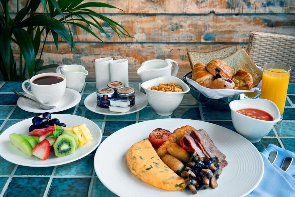 Crowne Plaza Dubai Marina by IHG - Resim 41