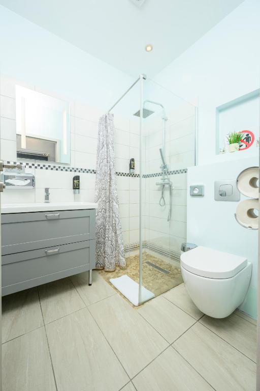 Palais Pálffy Apartments Vienna - Resim 22