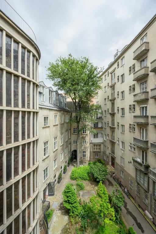 Palais Pálffy Apartments Vienna - Resim 35