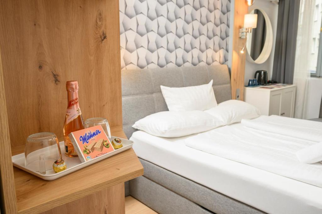 Palais Pálffy Apartments Vienna - Resim 36