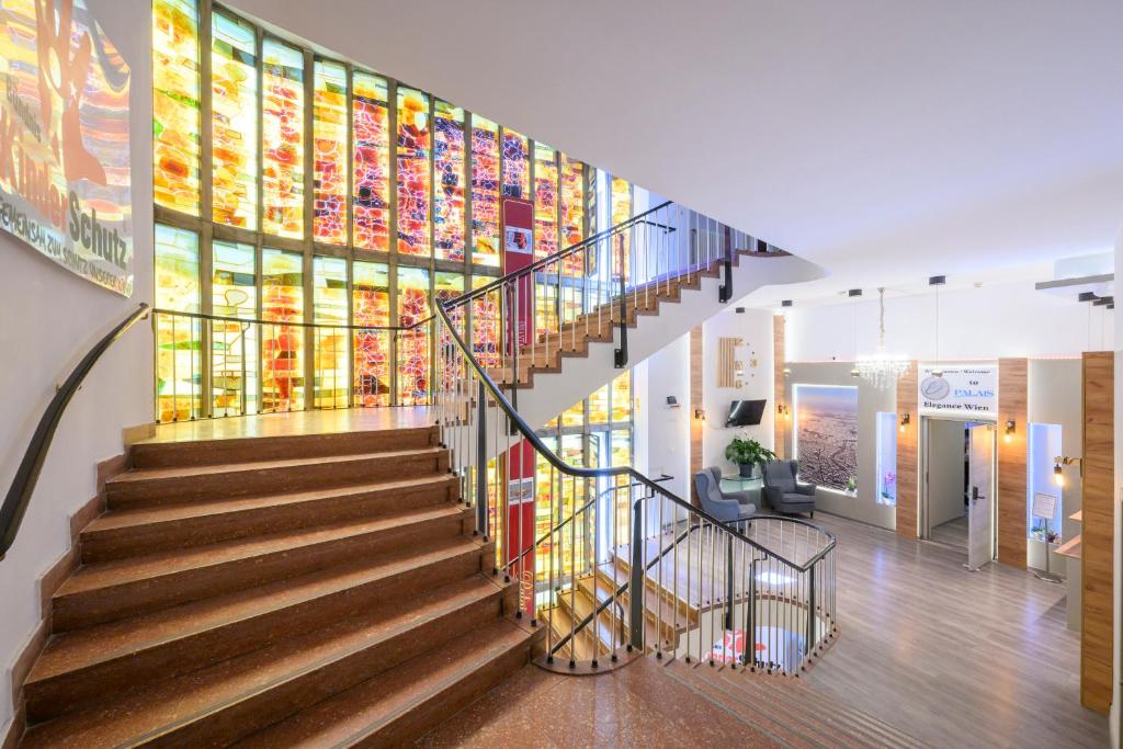 Palais Pálffy Apartments Vienna - Resim 10