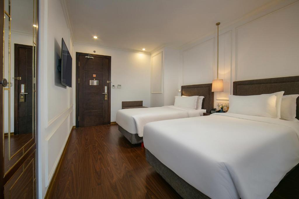 Phòng Deluxe Giường Đôi/2 Giường Đơn Có Ban Công
