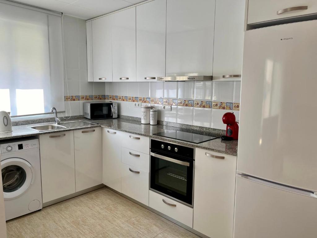 A kitchen or kitchenette at Casa Queralt