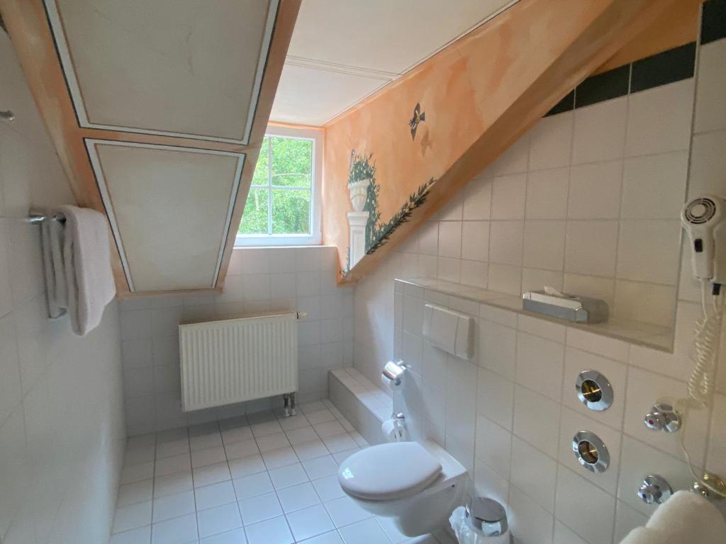 Koupelna v ubytování Hotel zum Maximilian