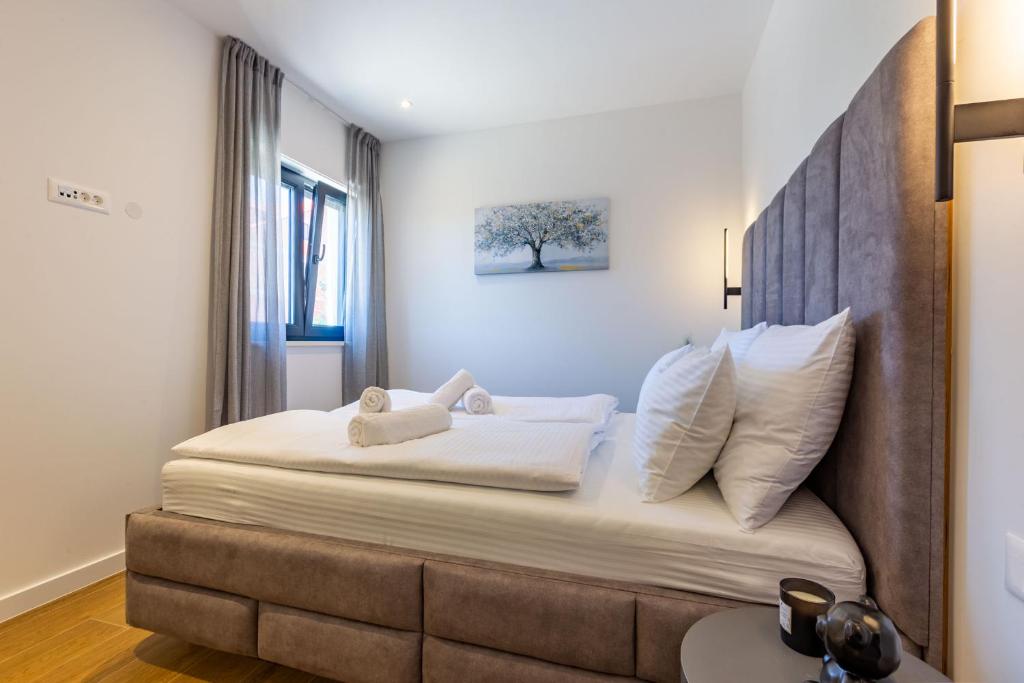 Casa MiA Apartments with parking - 7