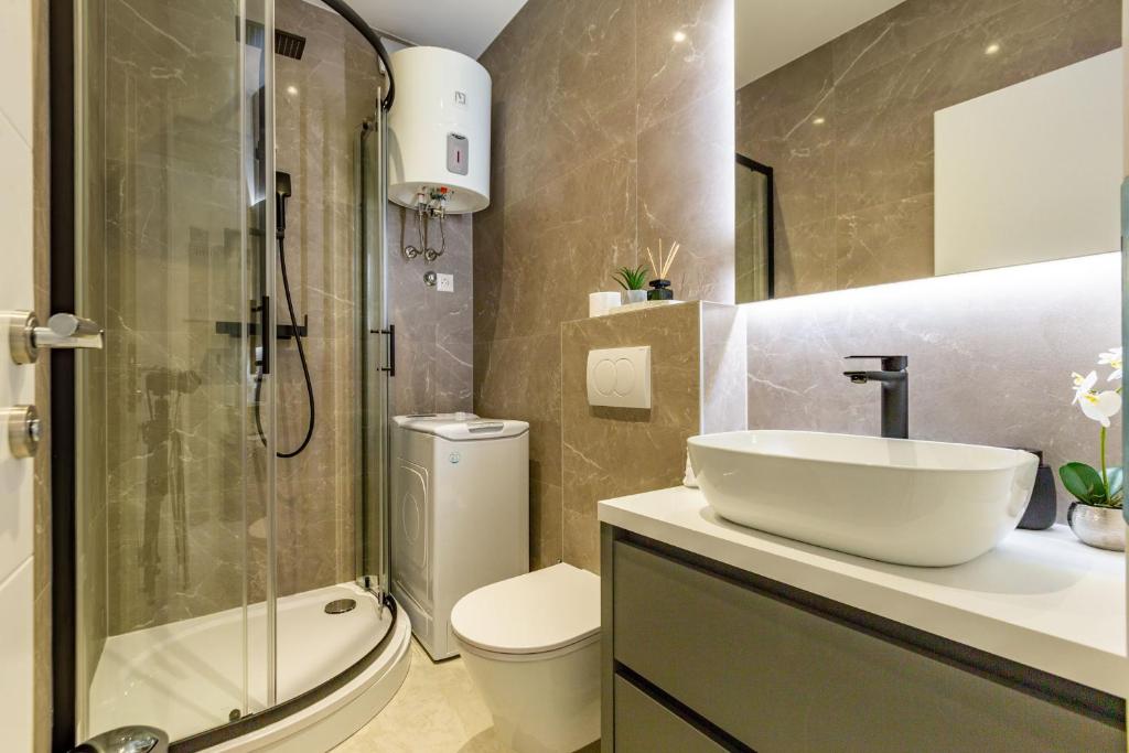 Casa MiA Apartments with parking - 4