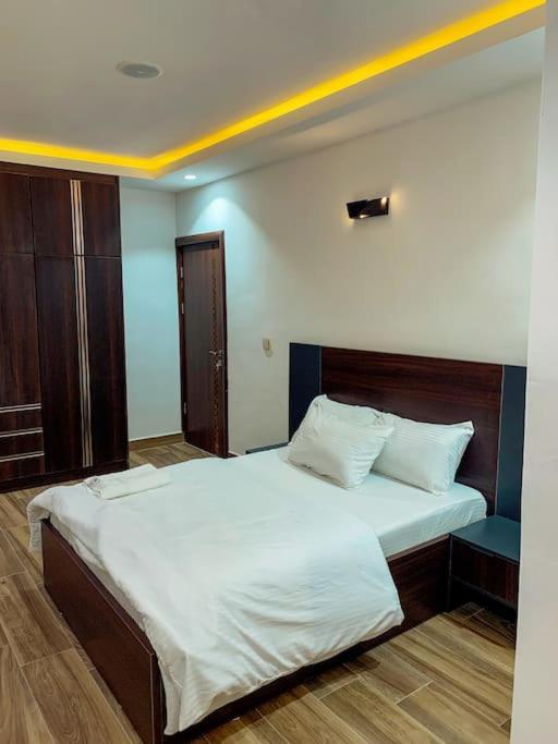 Postel nebo postele na pokoji v ubytování Sha'an Residence