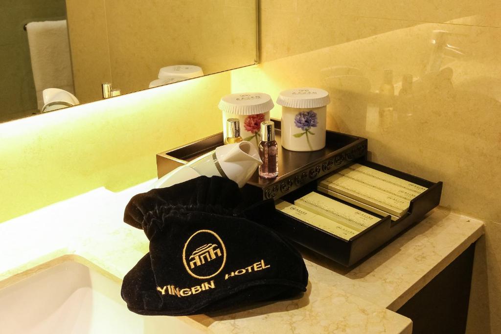 Fotografie z fotogalerie ubytování Guangdong Yingbin Hotel-Free Canton Fair Shuttle Bus v Kantonu