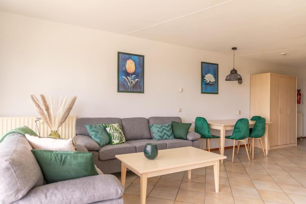 Khu vực ghế ngồi tại Wijde Blick 204