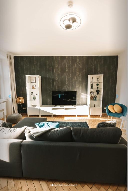 OrestaLiving - On the Danube Canal Friedensbrücke - One-Bedroom Apartment