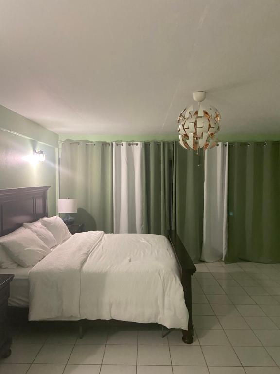 Letto o letti in una camera di Seabliss Villa