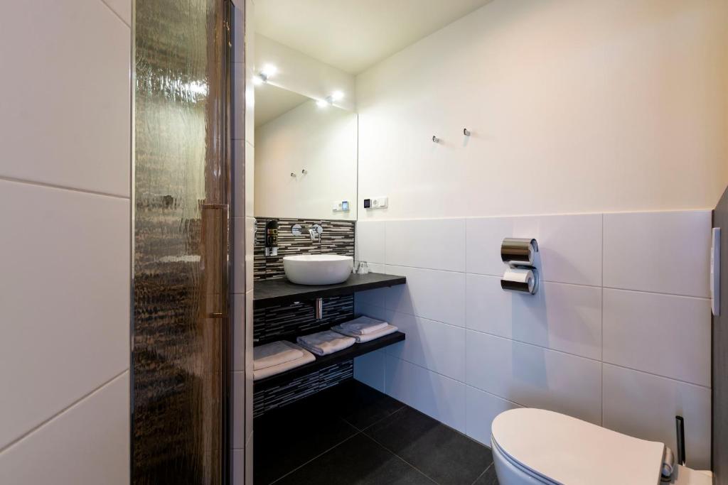 Koupelna v ubytování Hotel Oepkes