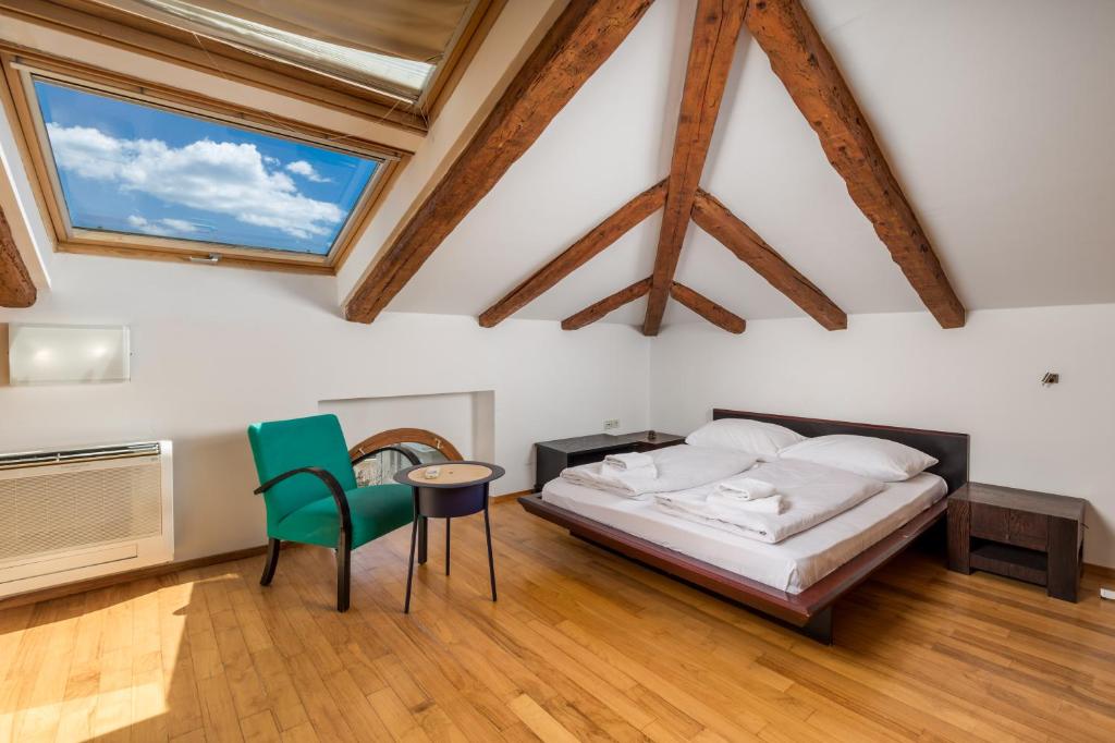 Posteľ alebo postele v izbe v ubytovaní Paradise View deluxe apartment