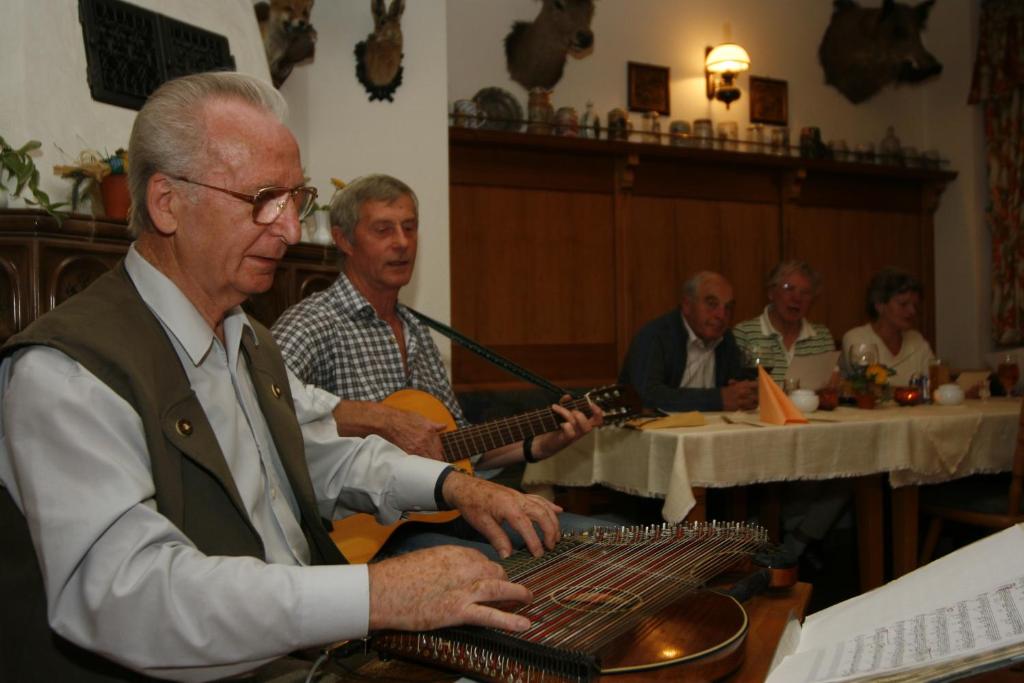 Hosté ubytování Hotel Haus Oberland