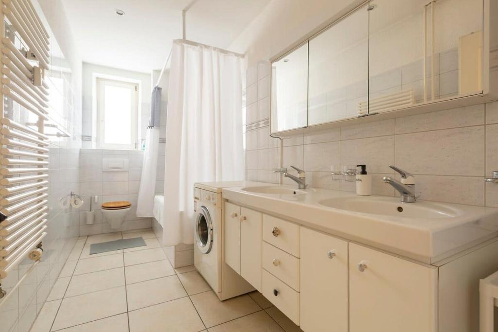 KAYA Apartment TURQUOISE - Downtown 3BR Deluxe Apt - Resim 23