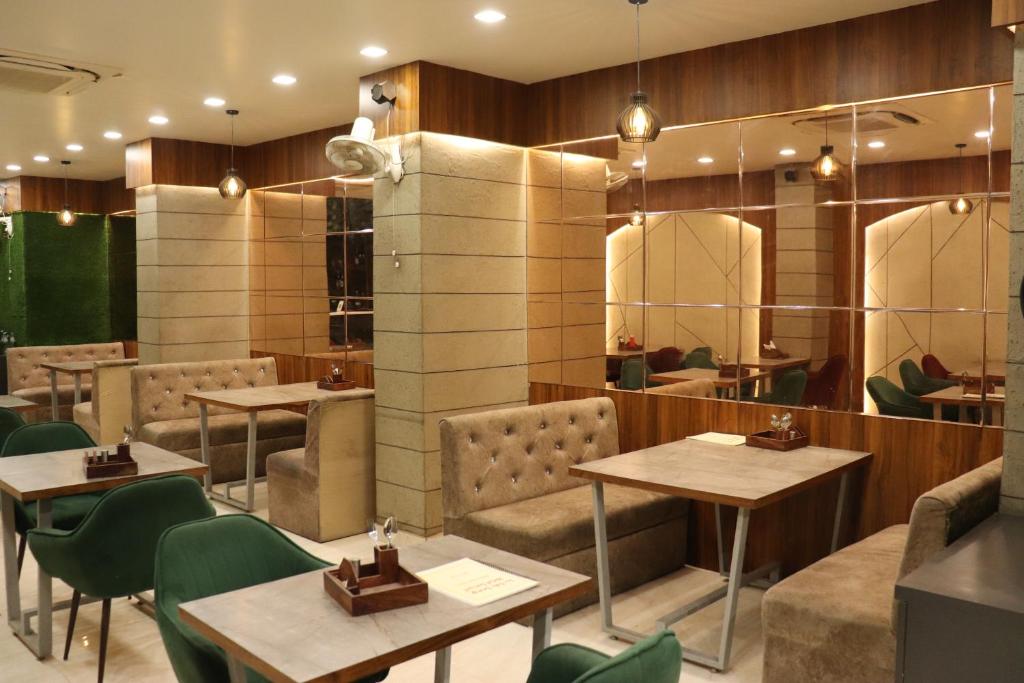 Posezení v ubytování Hotel Samrat Ajmer