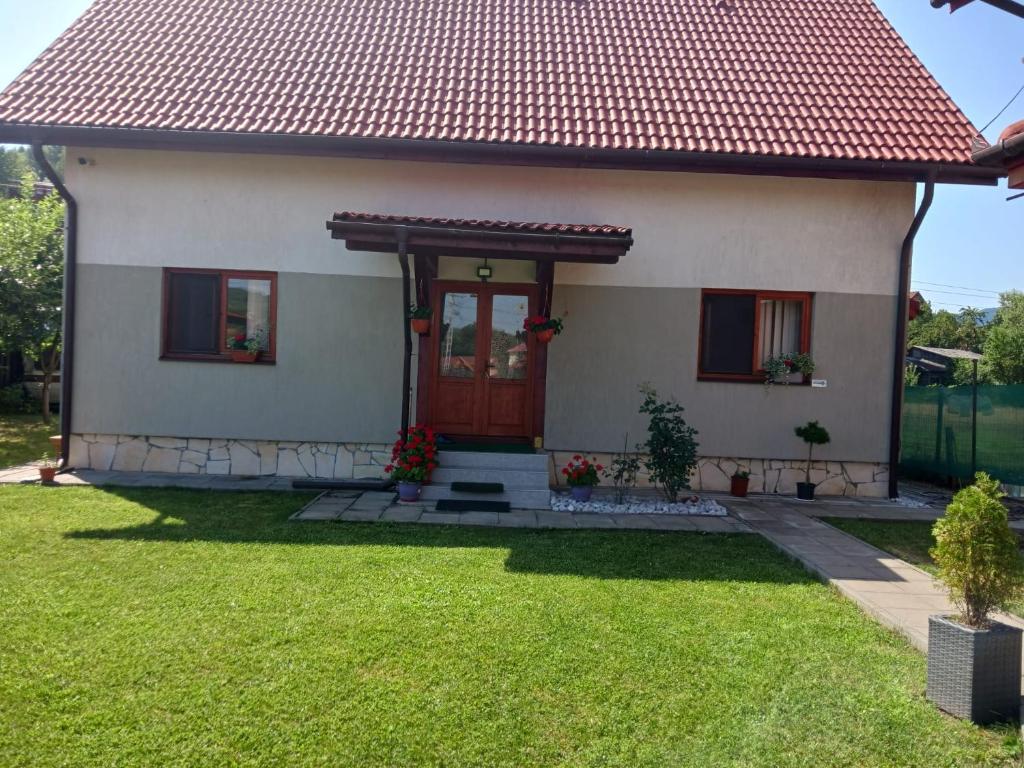 Zahrada ubytování CASA Dana