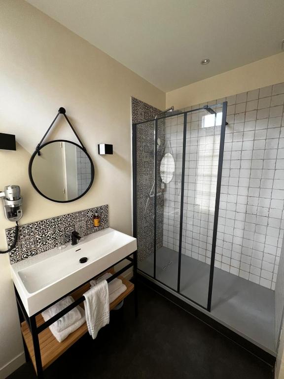 Hôtel Saint-Julien - Superior Double Or Twin Room With Terrace